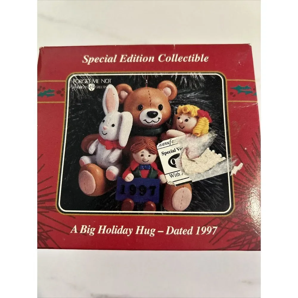 1997 Hallmark Christmas Ornament ' A Big Holiday Hug Special Edition in BOX used